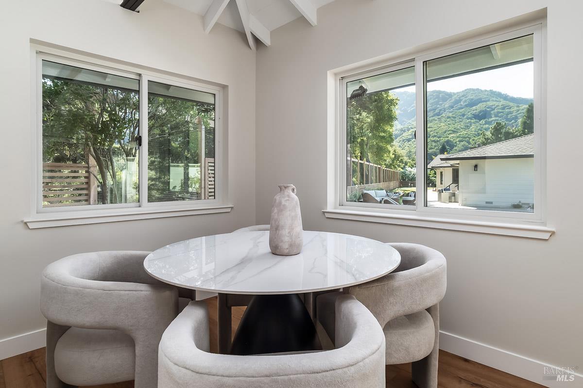 23 Prestwick Court Novato CA 94949