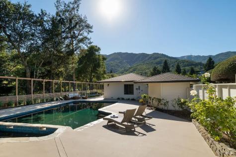 23 Prestwick Court Novato CA 94949