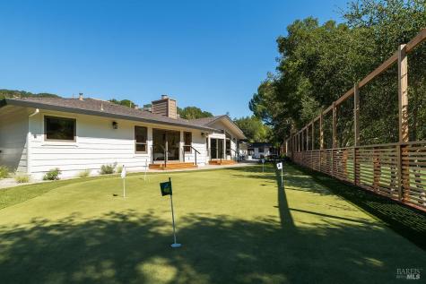 23 Prestwick Court Novato CA 94949