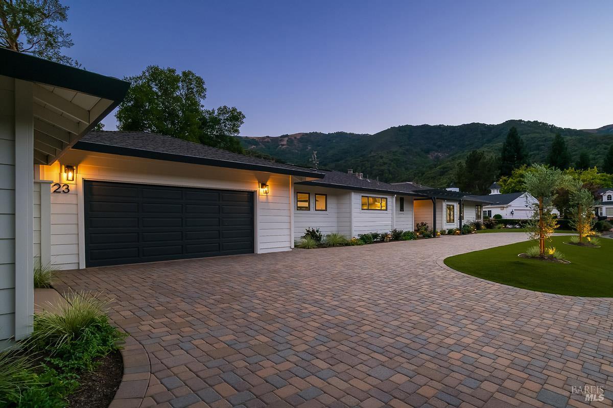 23 Prestwick Court Novato CA 94949