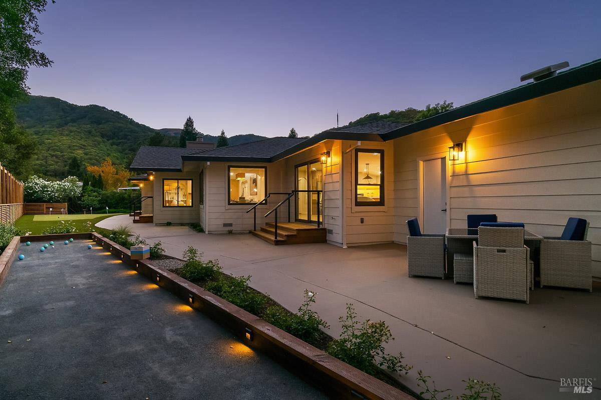 23 Prestwick Court Novato CA 94949