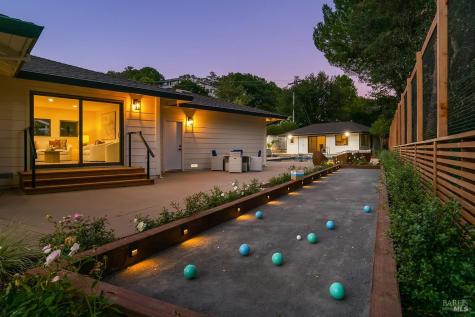 23 Prestwick Court Novato CA 94949