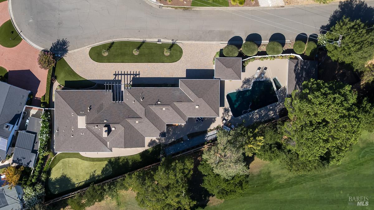 23 Prestwick Court Novato CA 94949