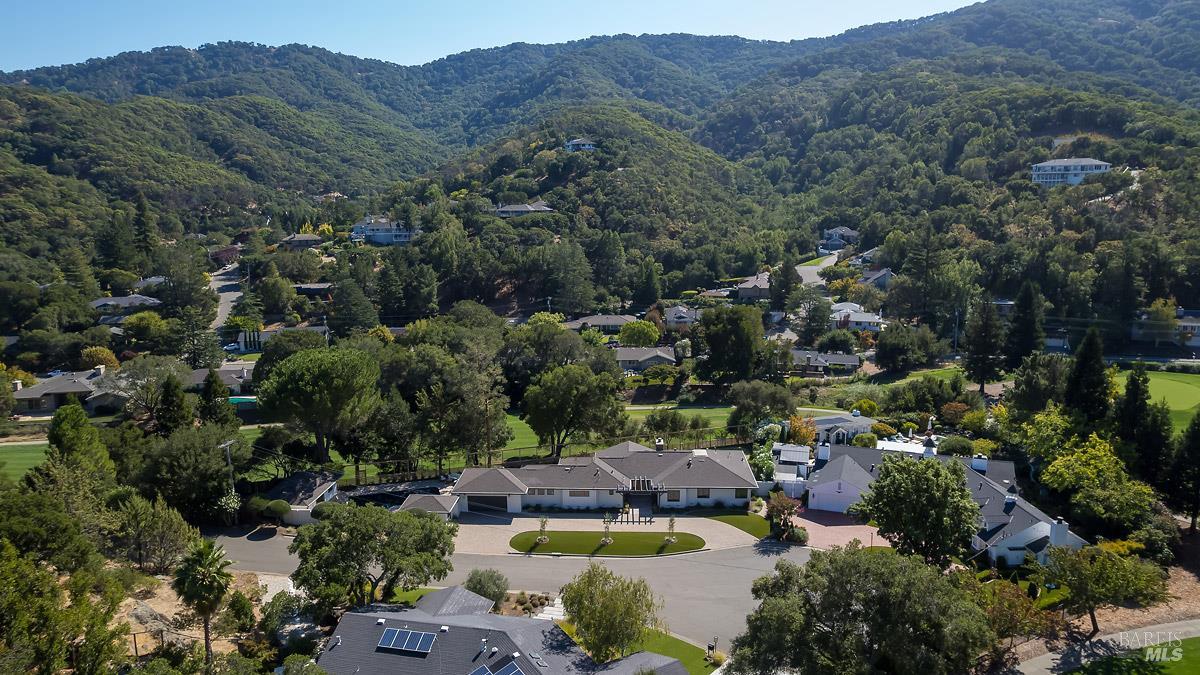 23 Prestwick Court Novato CA 94949