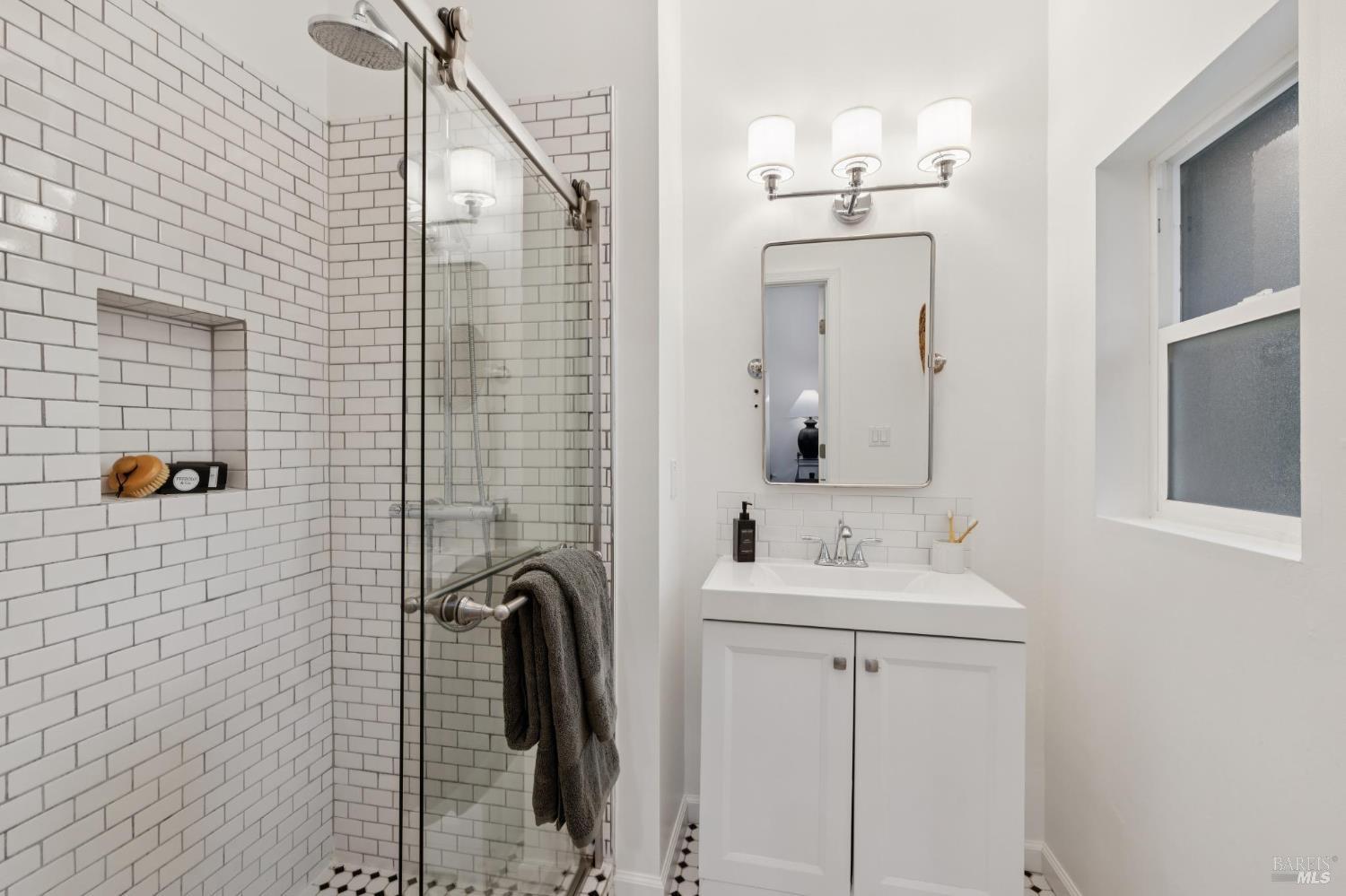 5 Angela Avenue San Anselmo CA 94960