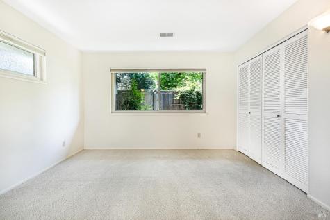 20 Glengreen Street Santa Rosa CA 95409