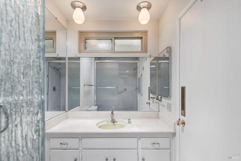20 Glengreen Street Santa Rosa CA 95409