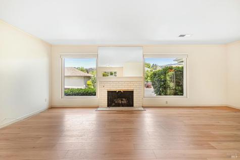 20 Glengreen Street Santa Rosa CA 95409