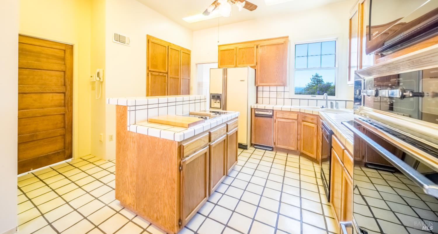 912 York Street Vallejo CA 94590