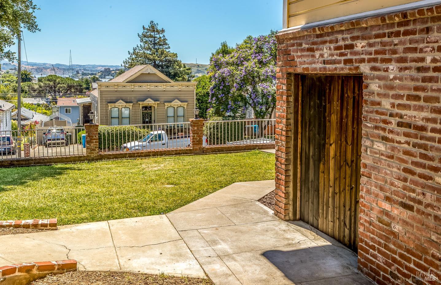912 York Street Vallejo CA 94590