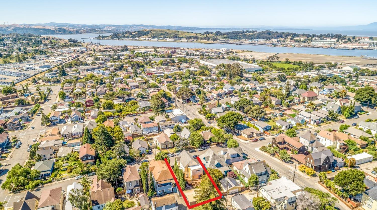 912 York Street Vallejo CA 94590
