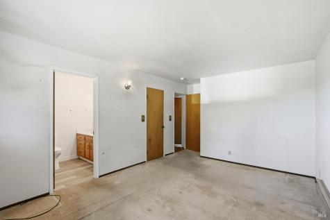 1982 Coffee Lane Sebastopol CA 95472