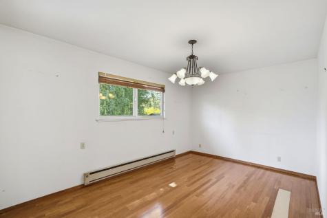 1982 Coffee Lane Sebastopol CA 95472