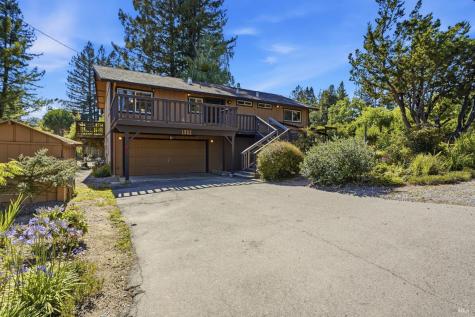 1982 Coffee Lane Sebastopol CA 95472