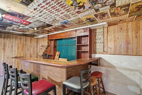 1982 Coffee Lane Sebastopol CA 95472