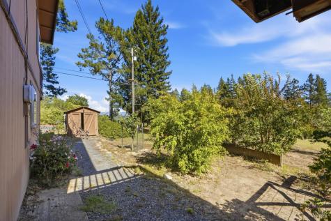 1982 Coffee Lane Sebastopol CA 95472
