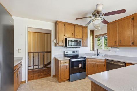 1982 Coffee Lane Sebastopol CA 95472