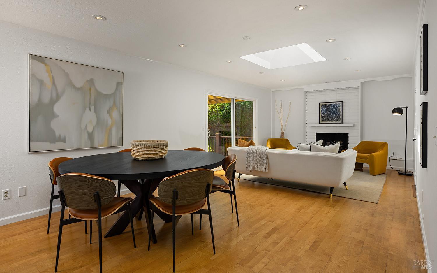 1015 Manor Drive Sonoma CA 95476