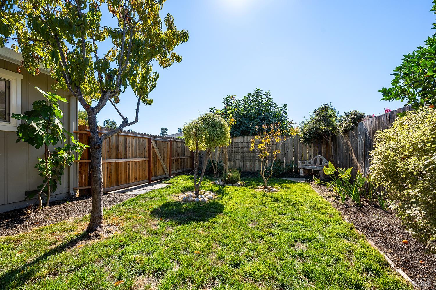 1015 Manor Drive Sonoma CA 95476