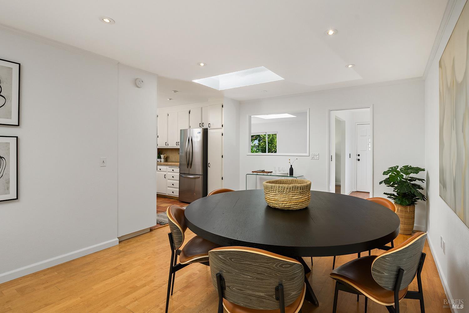 1015 Manor Drive Sonoma CA 95476