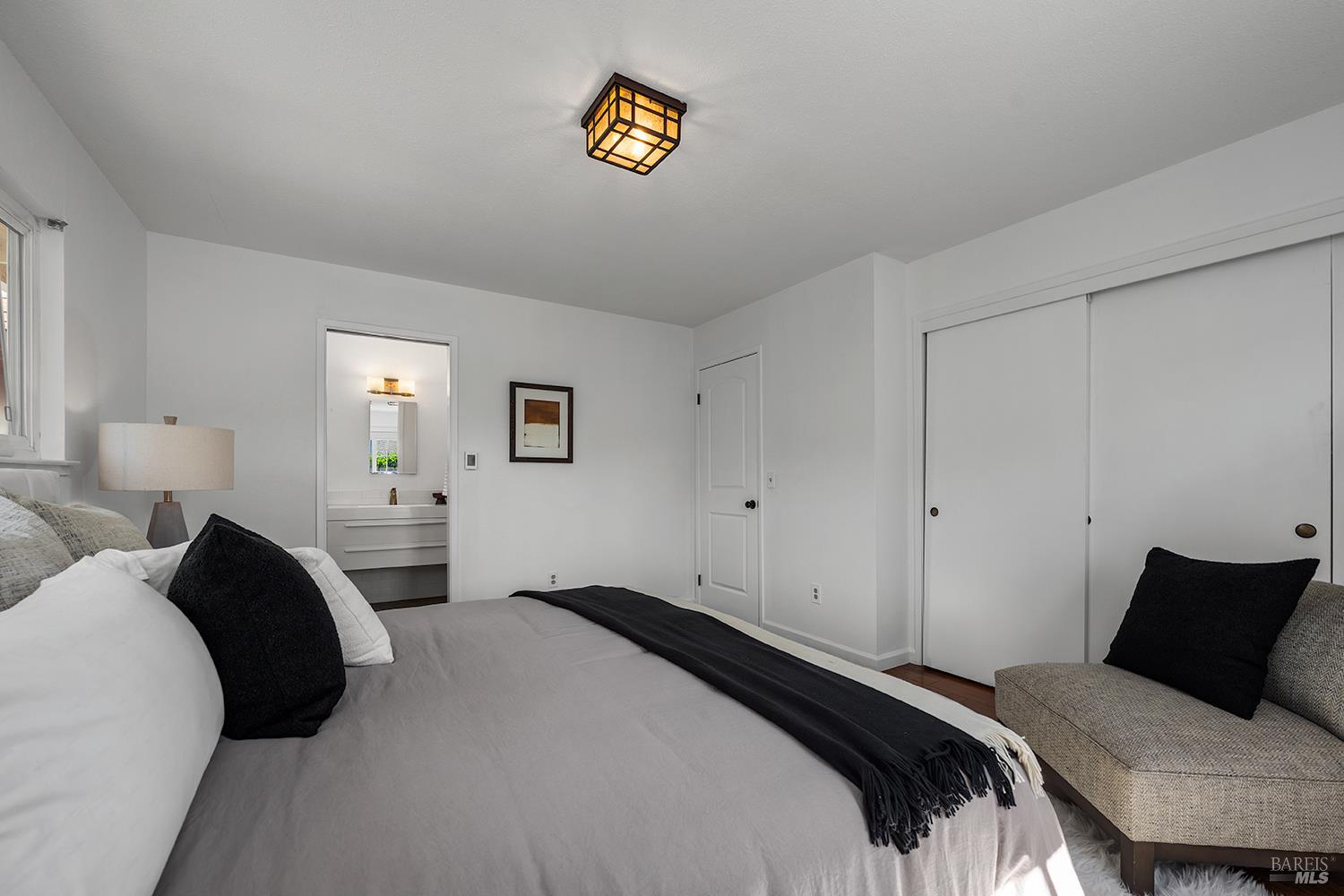1015 Manor Drive Sonoma CA 95476