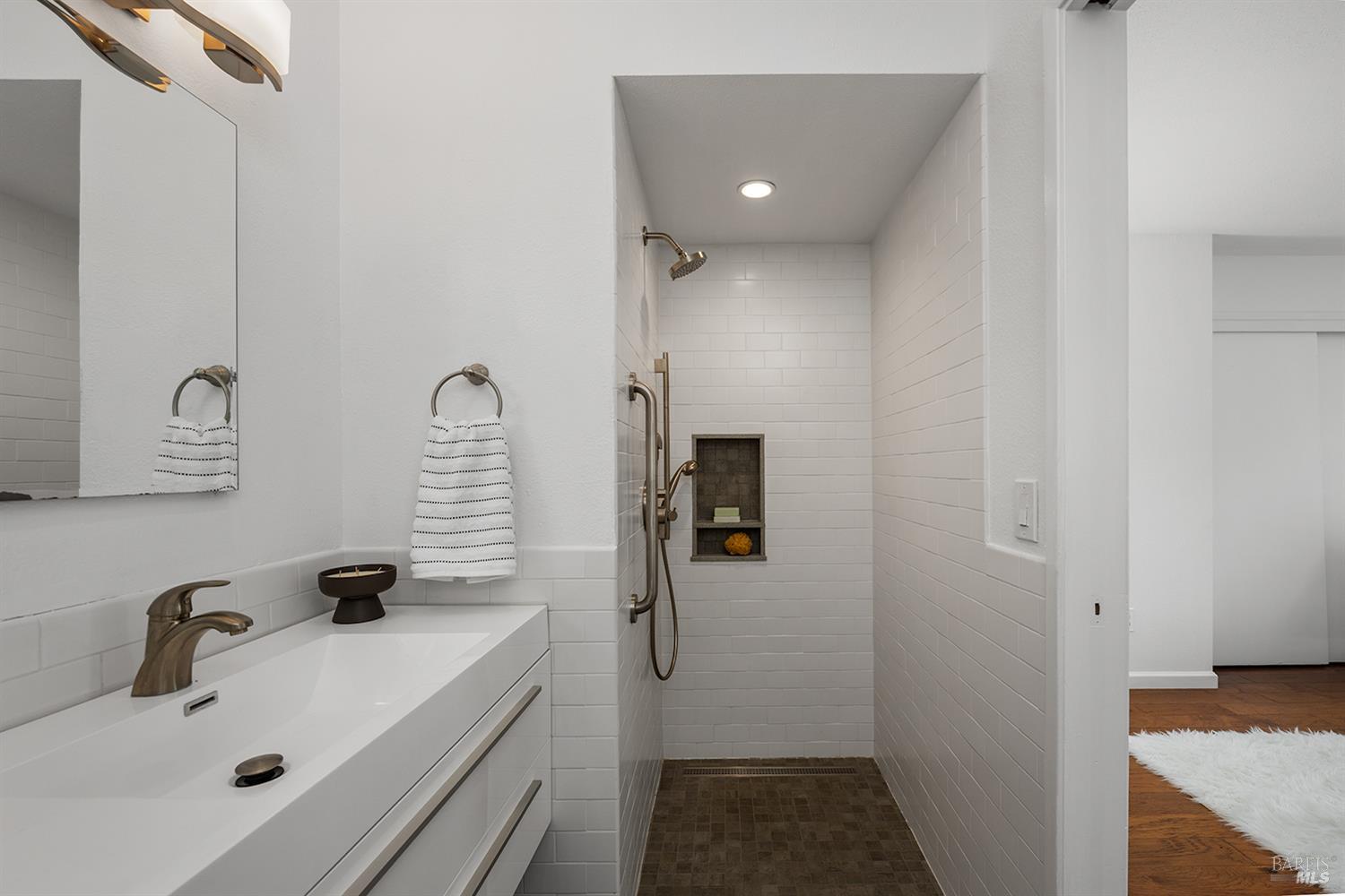 1015 Manor Drive Sonoma CA 95476