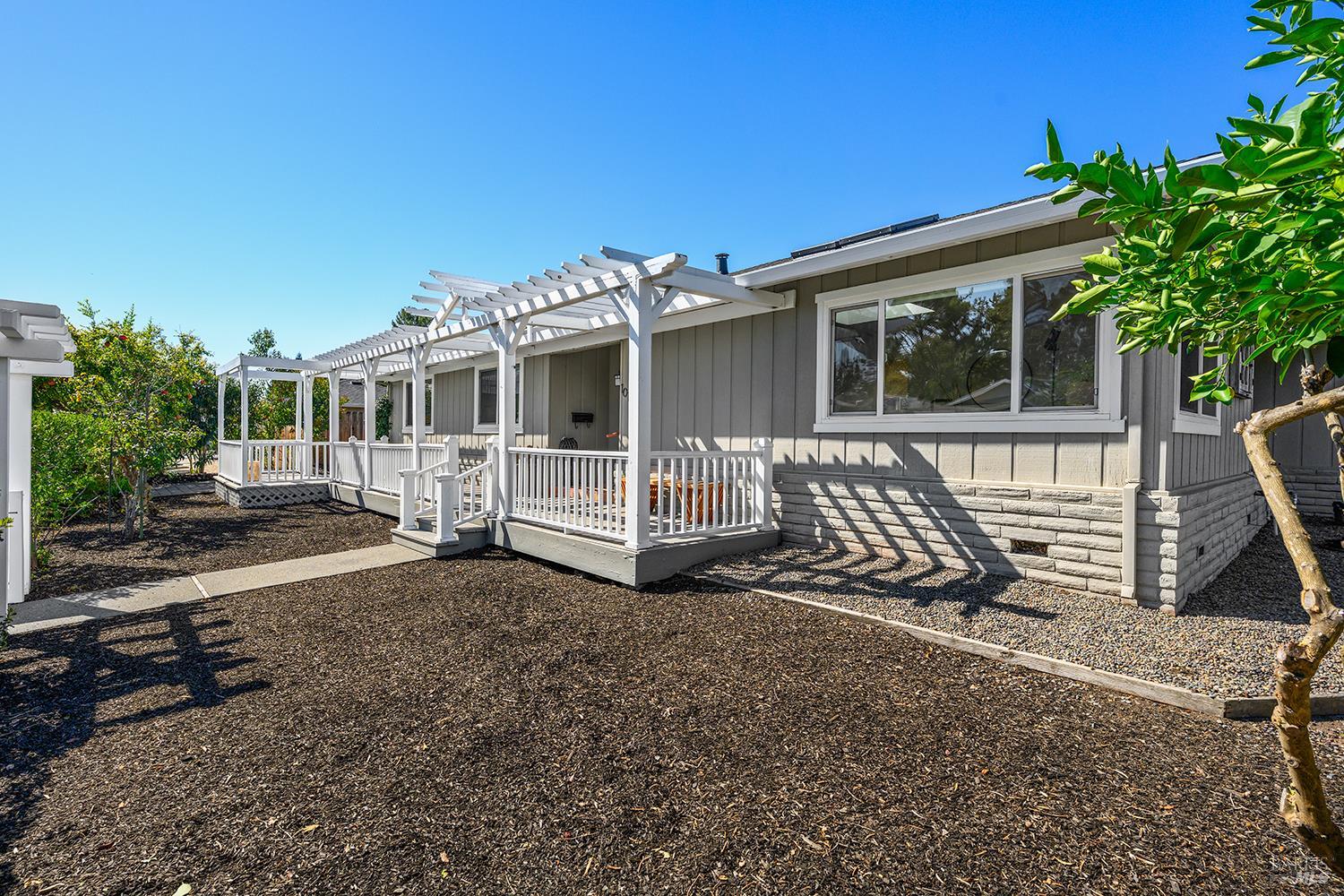 1015 Manor Drive Sonoma CA 95476