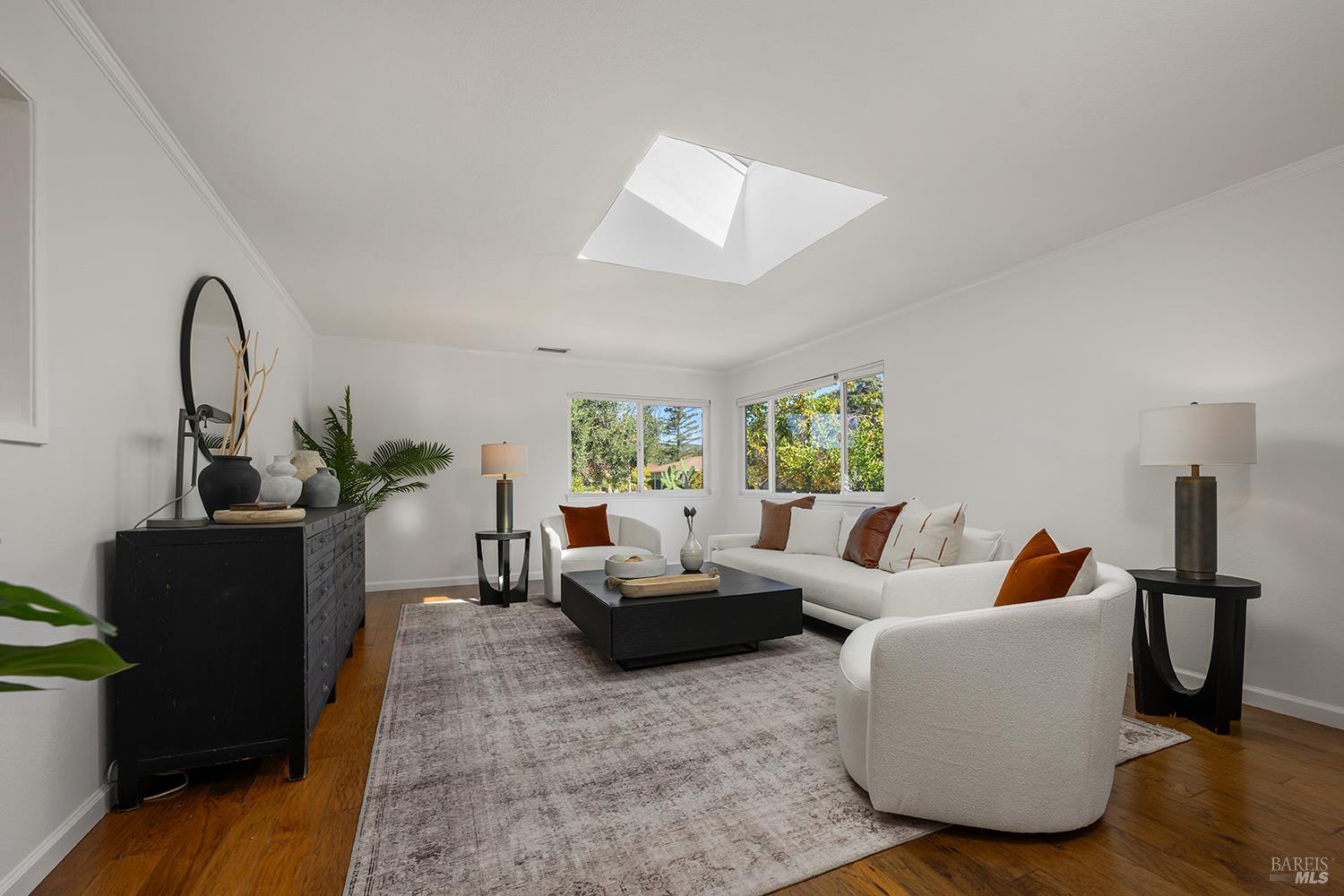 1015 Manor Drive Sonoma CA 95476