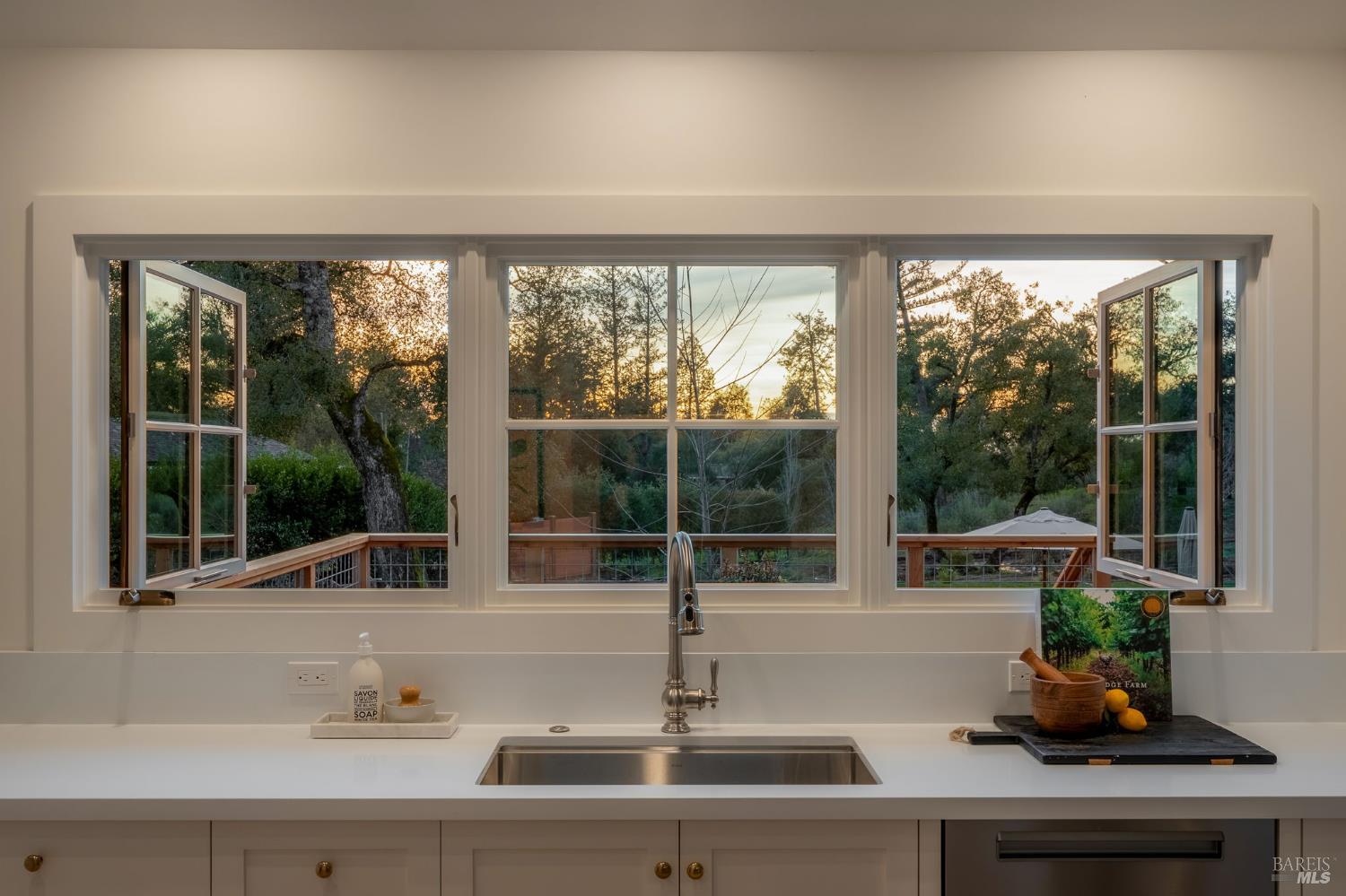340 White Cottage Road S Angwin CA 94508