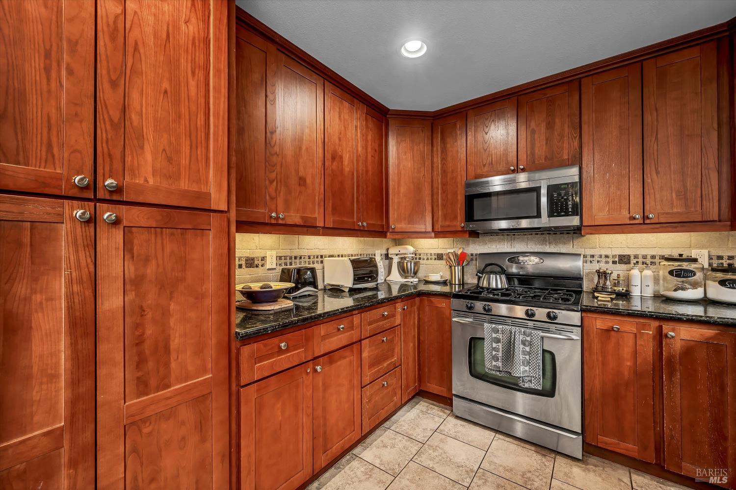 9660 Tenaya Way Kelseyville CA 95451