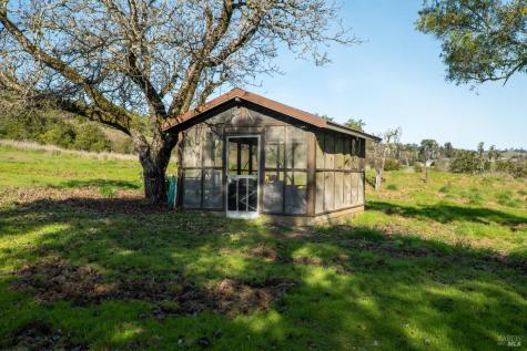 34201 Highway 128 Highway Cloverdale CA 95425