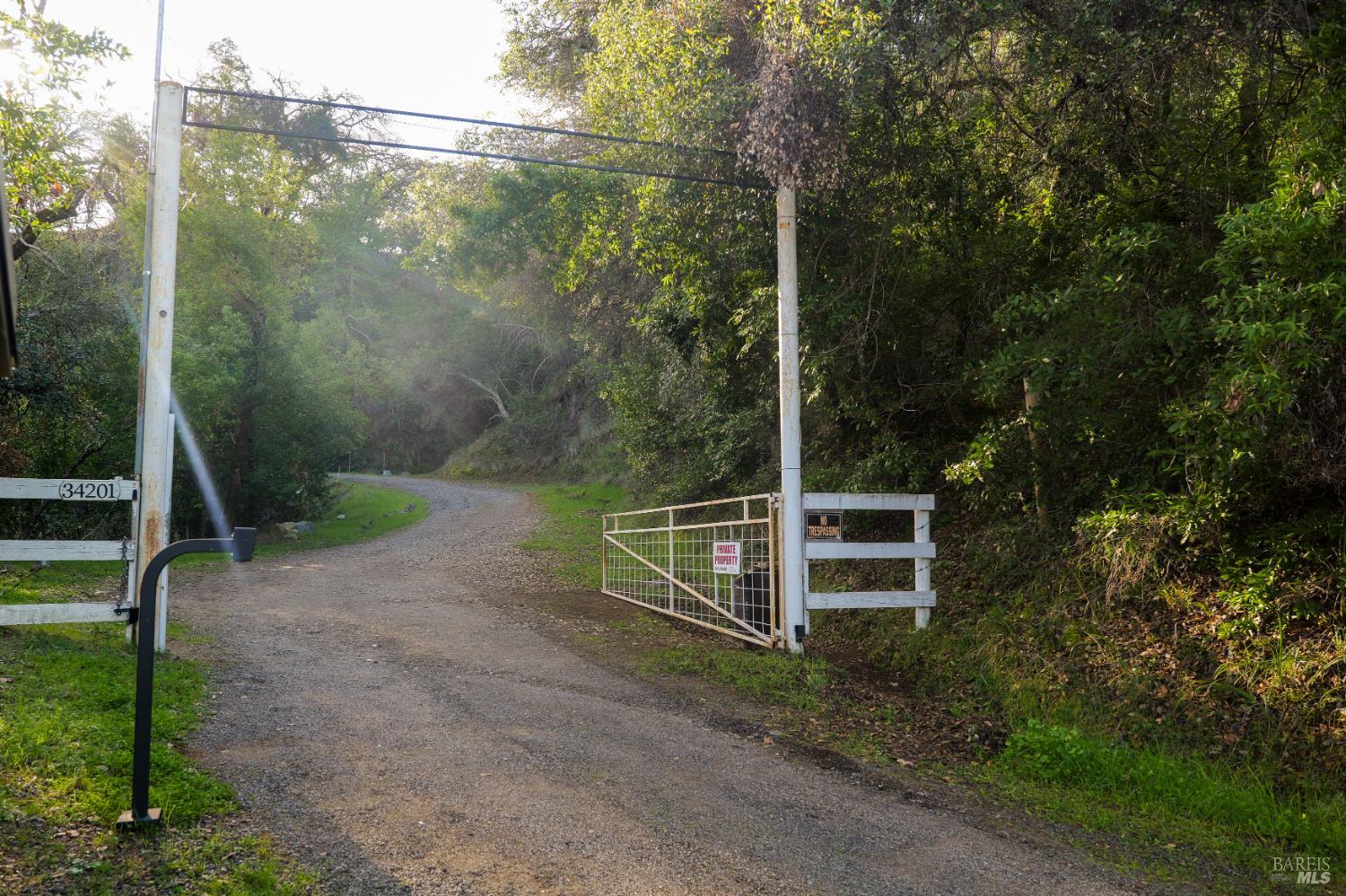 34201 Highway 128 Highway Cloverdale CA 95425