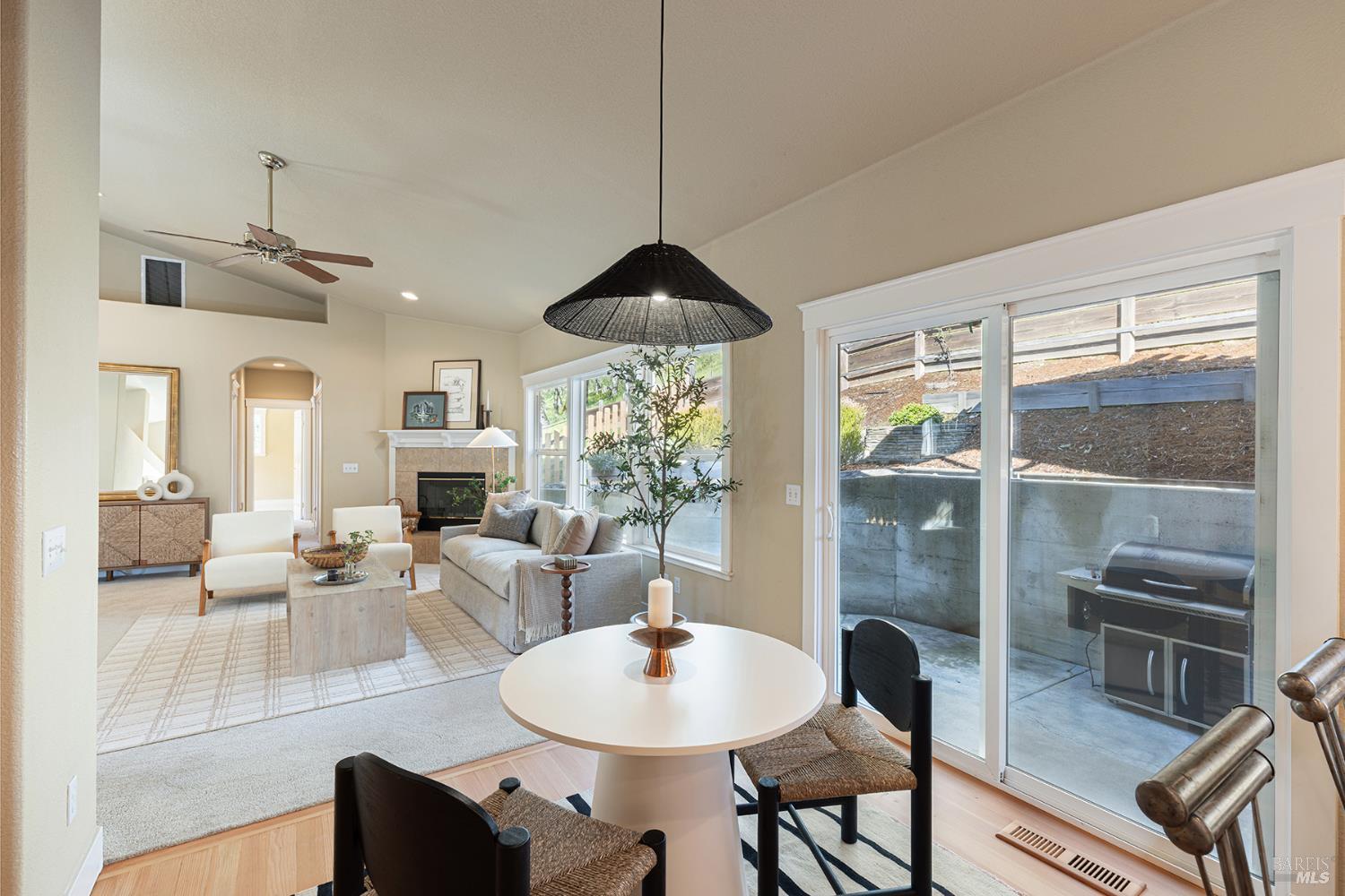 9206 Chalk Hill Road Healdsburg CA 95448