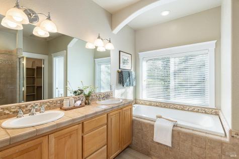9206 Chalk Hill Road Healdsburg CA 95448