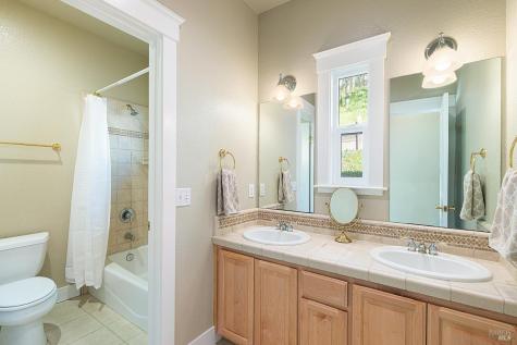 9206 Chalk Hill Road Healdsburg CA 95448