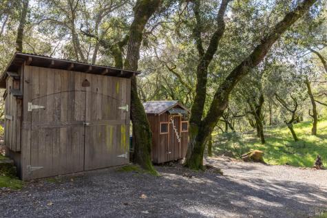 9206 Chalk Hill Road Healdsburg CA 95448
