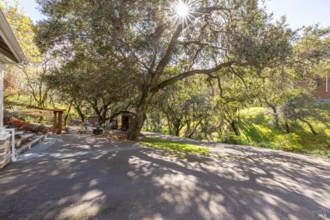 9206 Chalk Hill Road Healdsburg CA 95448