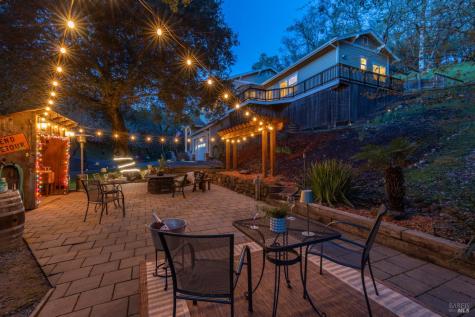 9206 Chalk Hill Road Healdsburg CA 95448