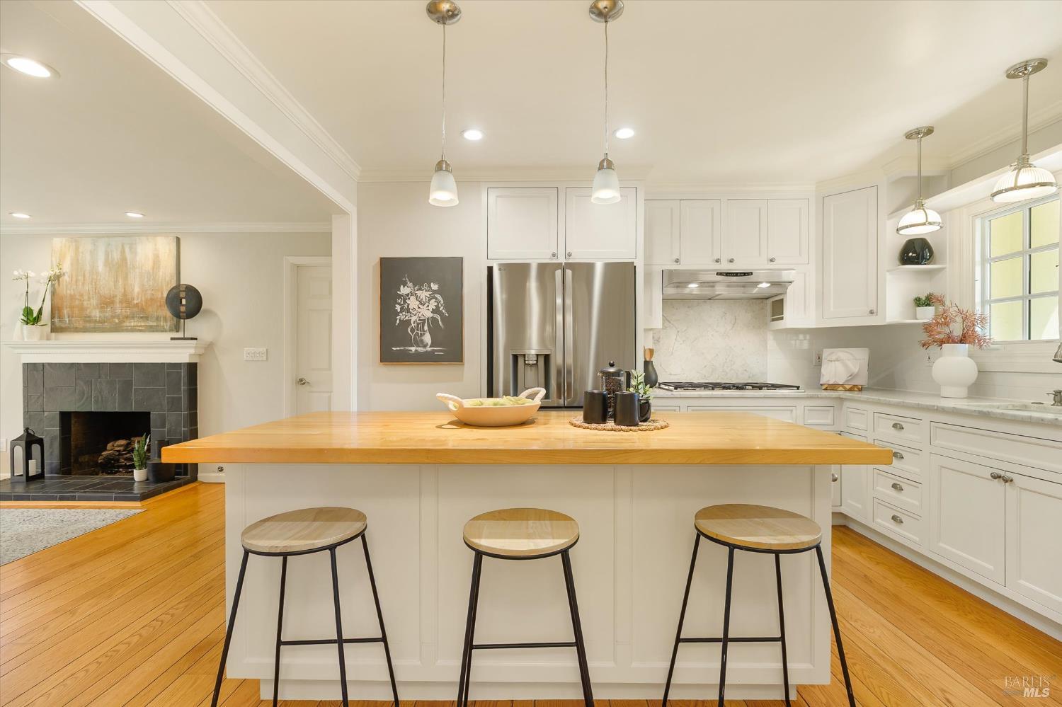 5 Edgemar Way Corte Madera CA 94925