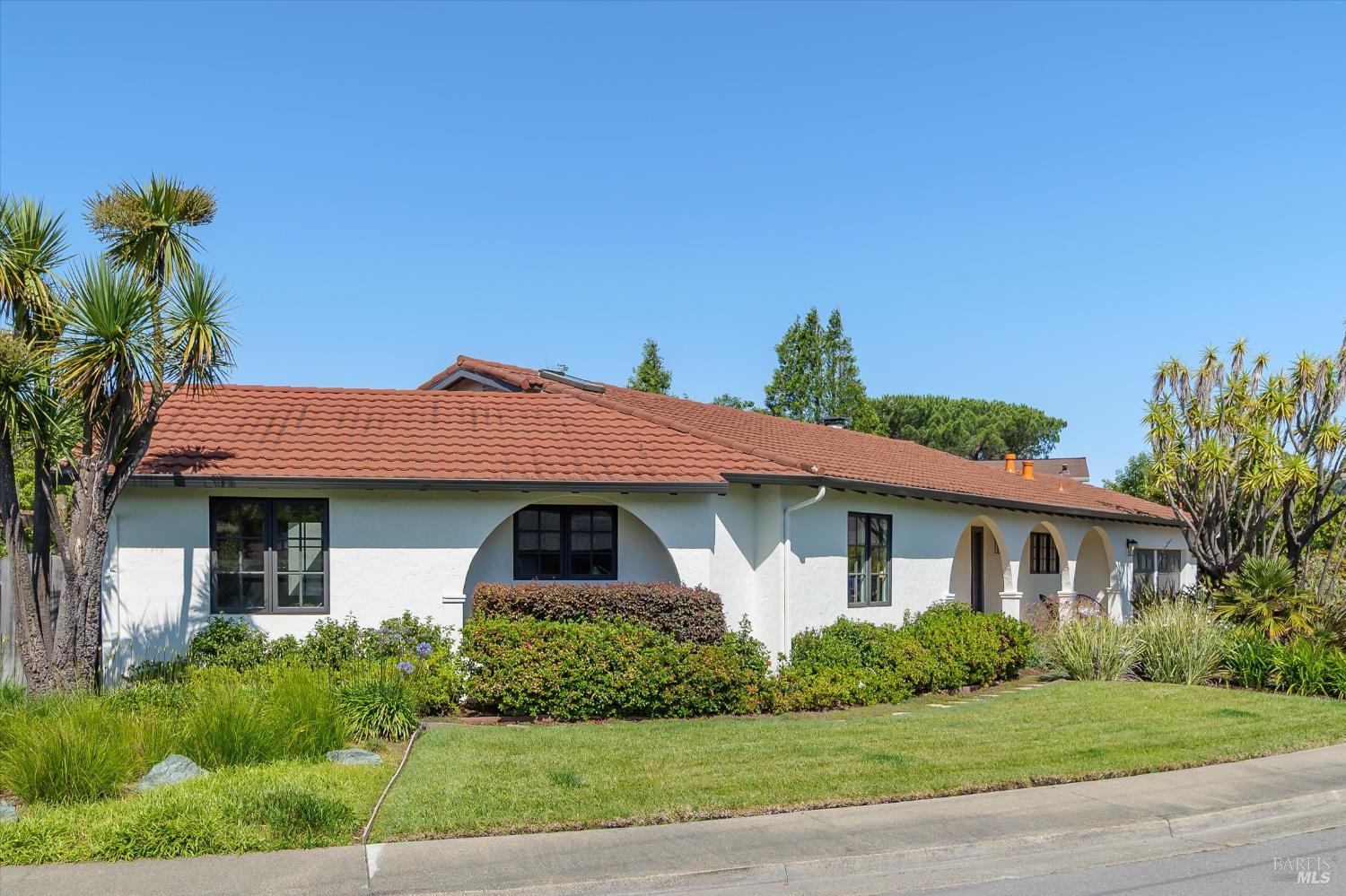 5 Edgemar Way Corte Madera CA 94925