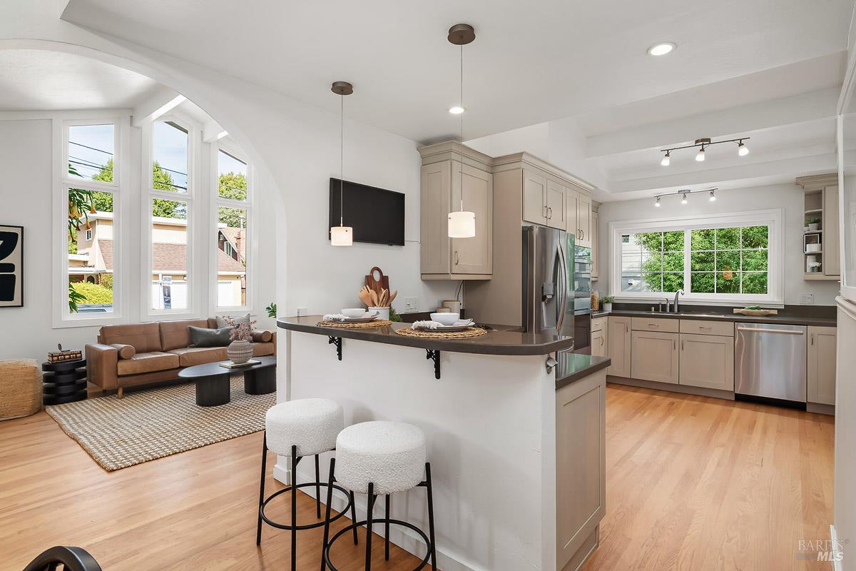 53 Florence Avenue San Anselmo CA 94960
