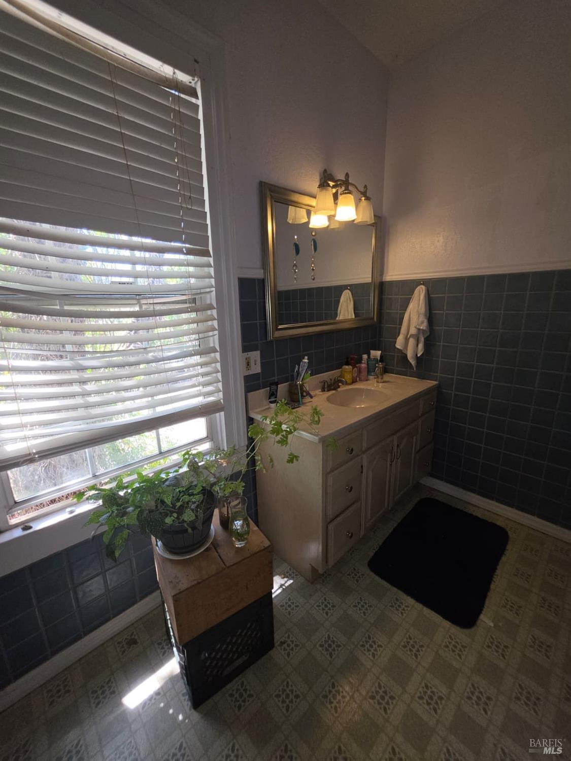 76150 Main Street Covelo CA 95428
