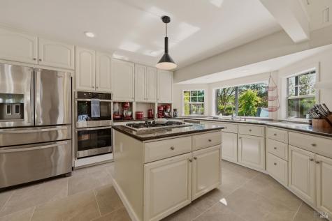 8174 Whited Road Sebastopol CA 95472