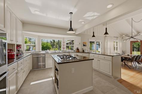 8174 Whited Road Sebastopol CA 95472