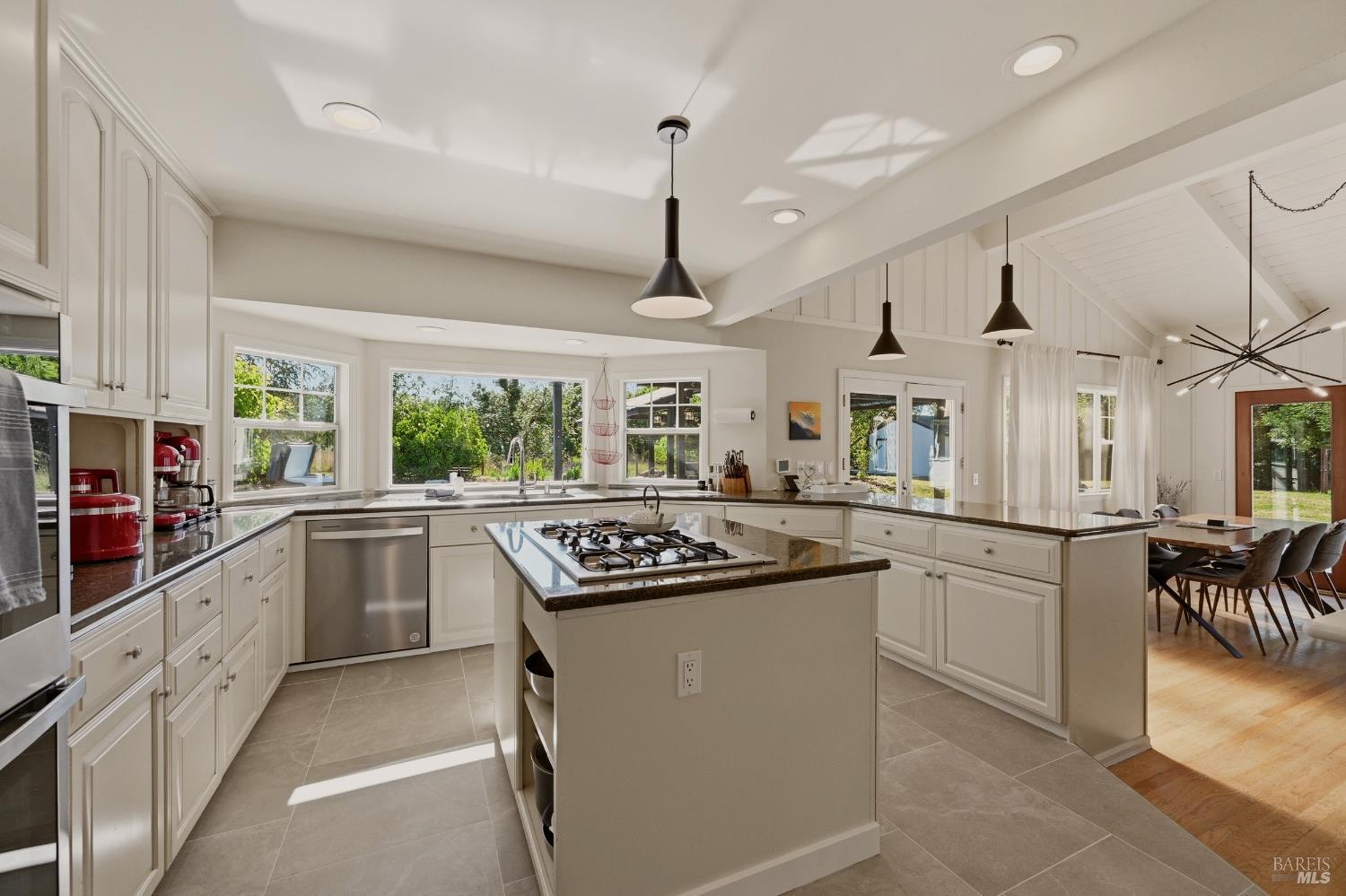 8174 Whited Road Sebastopol CA 95472
