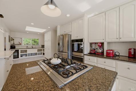 8174 Whited Road Sebastopol CA 95472