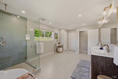 8174 Whited Road Sebastopol CA 95472