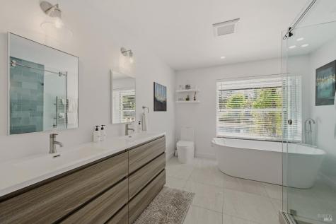 8174 Whited Road Sebastopol CA 95472