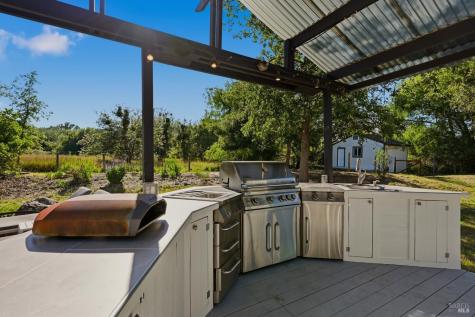 8174 Whited Road Sebastopol CA 95472