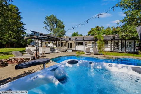 8174 Whited Road Sebastopol CA 95472